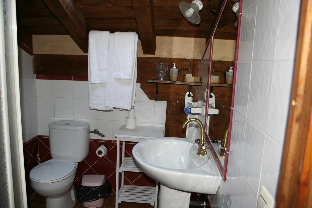 La Huerta De San Lorenzo Hotel Segovia Room photo